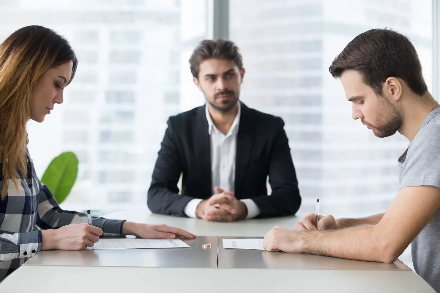 How EH Mediation Guides Couples Toward Fair and Balanced Outcomes Melksham